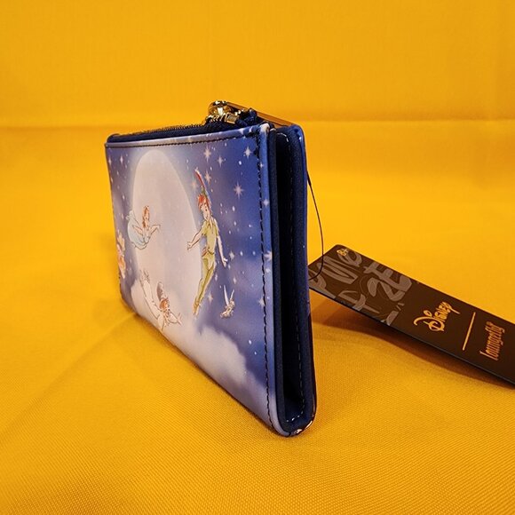 Loungefly Disney Peter Pan Second Star Flying Over City Flap Wallet NEW - Picture 7 of 13